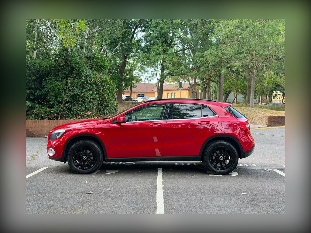 Mercedes-Benz GLA Class 1.6 Gla200 Se Euro 6 Ss Red #6