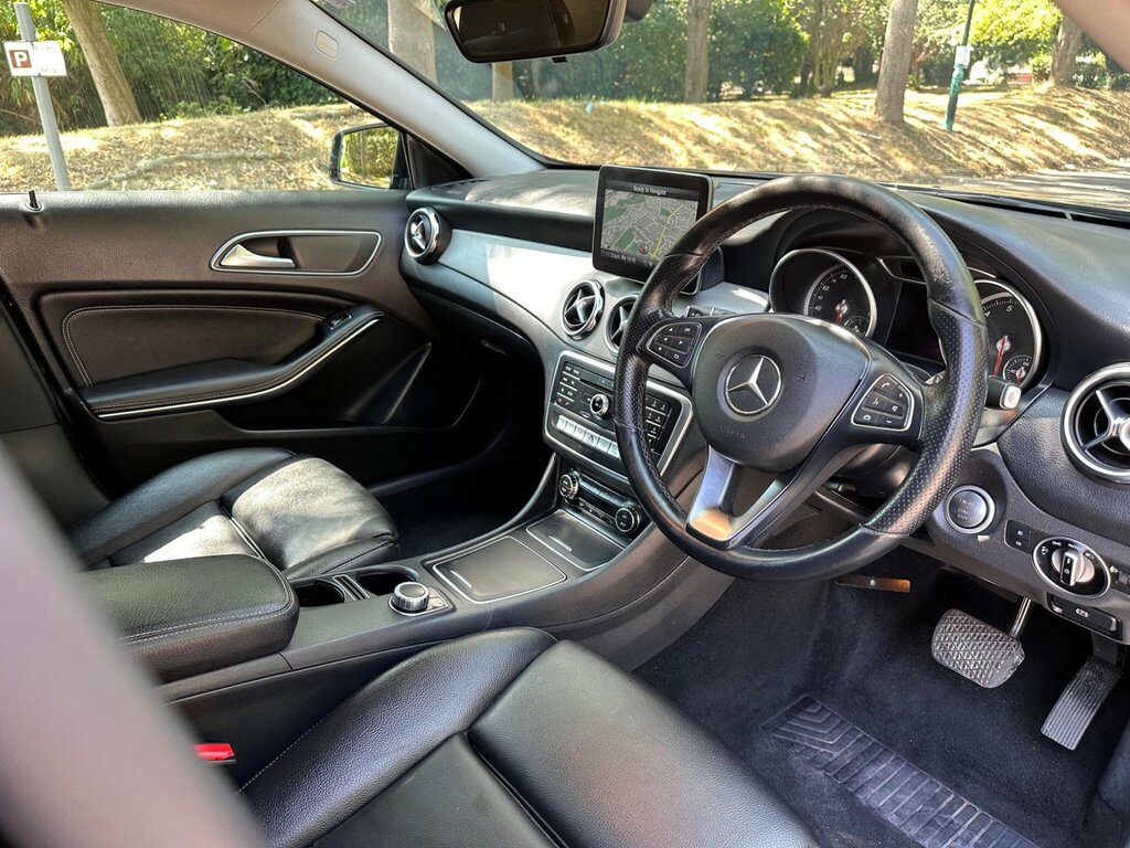 Mercedes-Benz GLA Class Gla 200 Se Grey #10