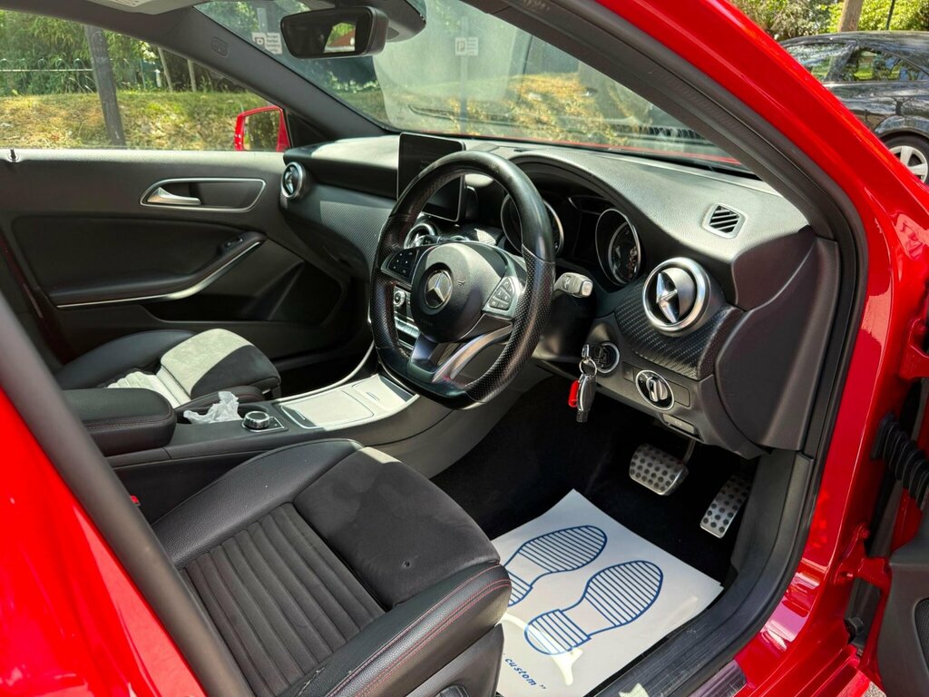 Mercedes-Benz A Class 1.6 A180 Amg Line Black #10