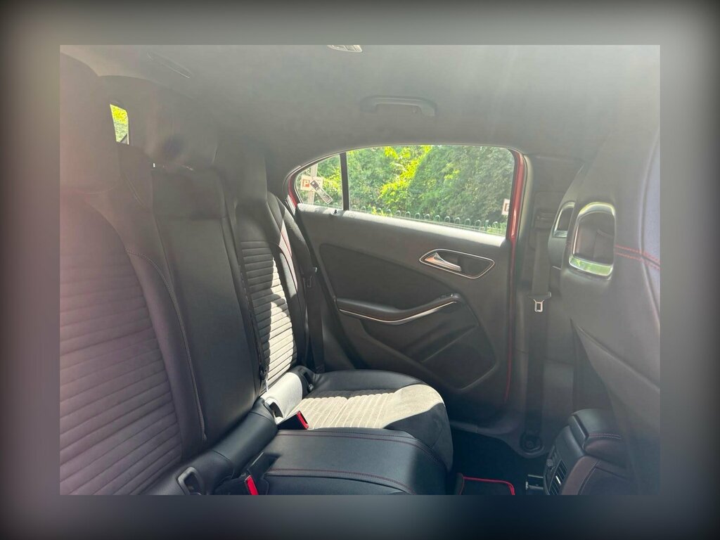 Mercedes-Benz A Class 1.6 A180 Amg Line Black #28