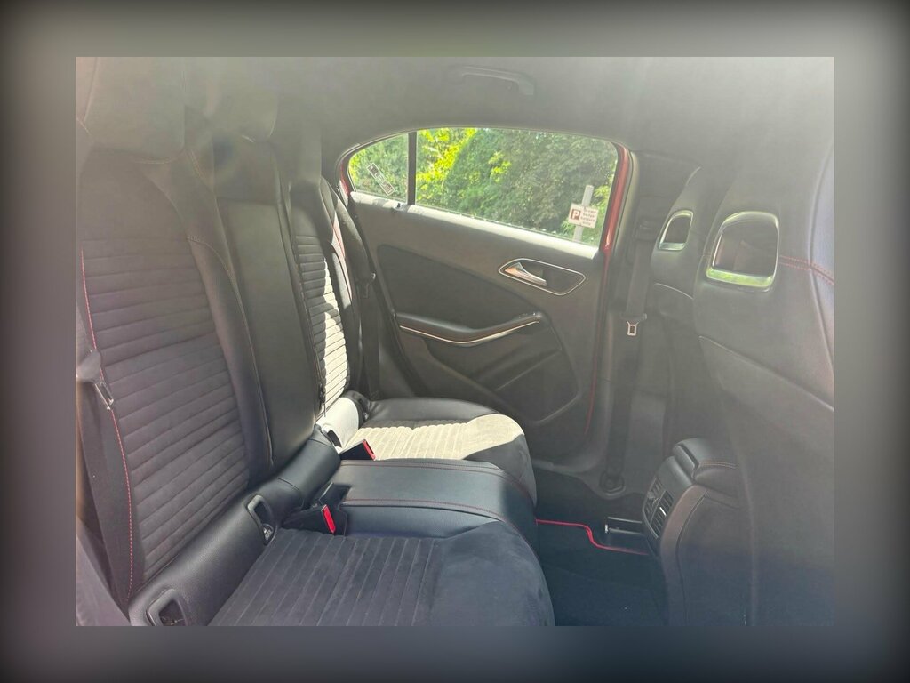 Mercedes-Benz A Class 1.6 A180 Amg Line Black #26