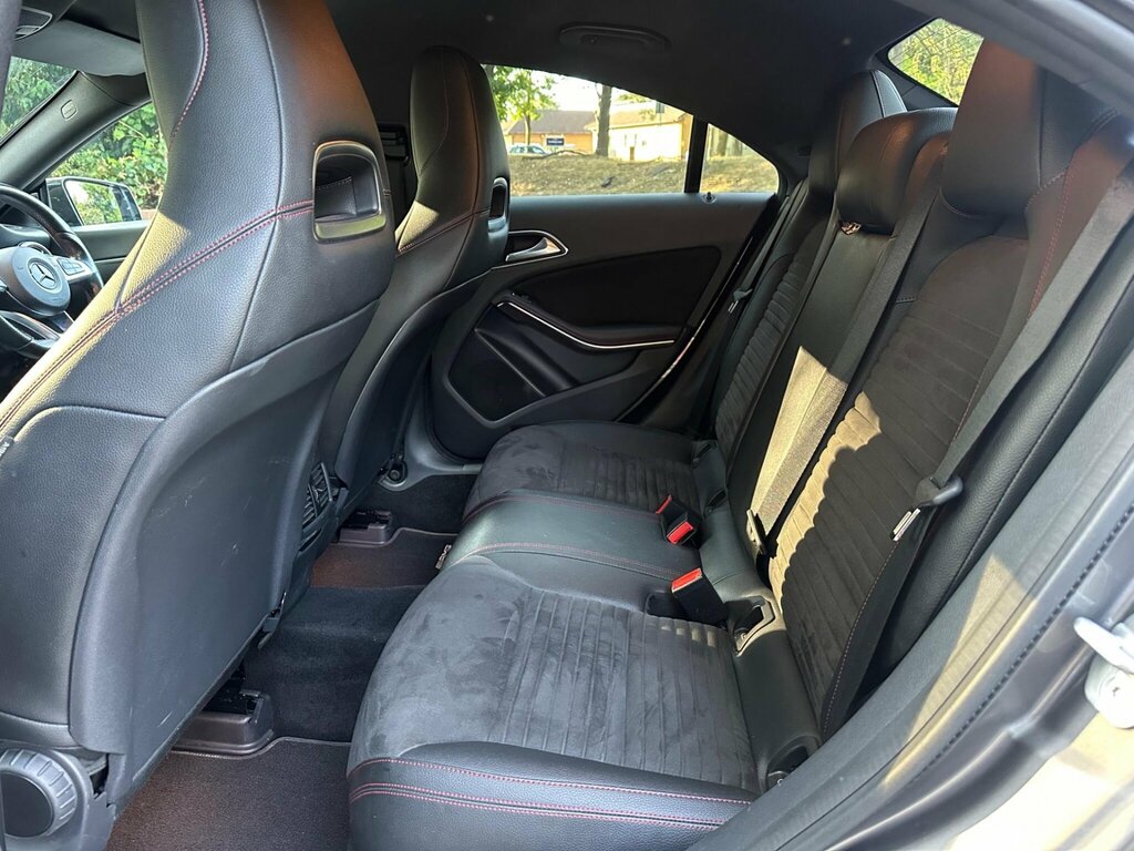 Mercedes-Benz CLA Class Cla 200 D  #16