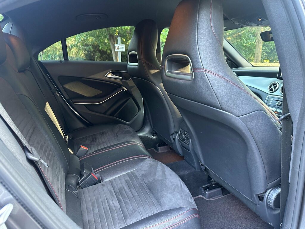 Mercedes-Benz CLA Class Cla 200 D  #17