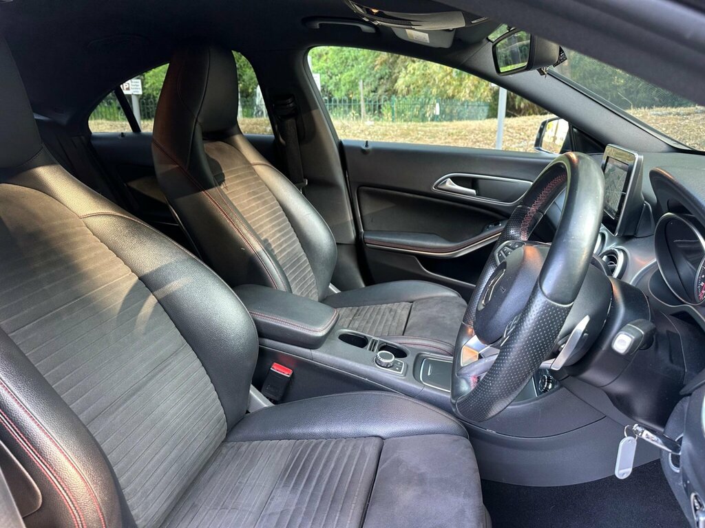 Mercedes-Benz CLA Class Cla 200 D  #13
