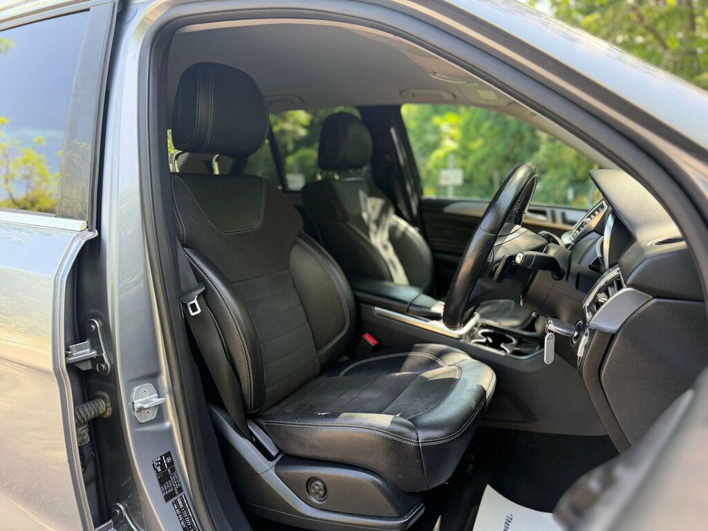 Mercedes-Benz M Class 4X4 2.1 Black #10