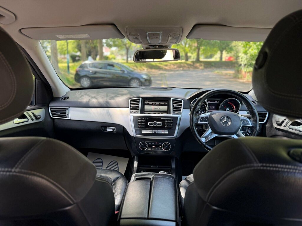Mercedes-Benz M Class 4X4 2.1 Black #21