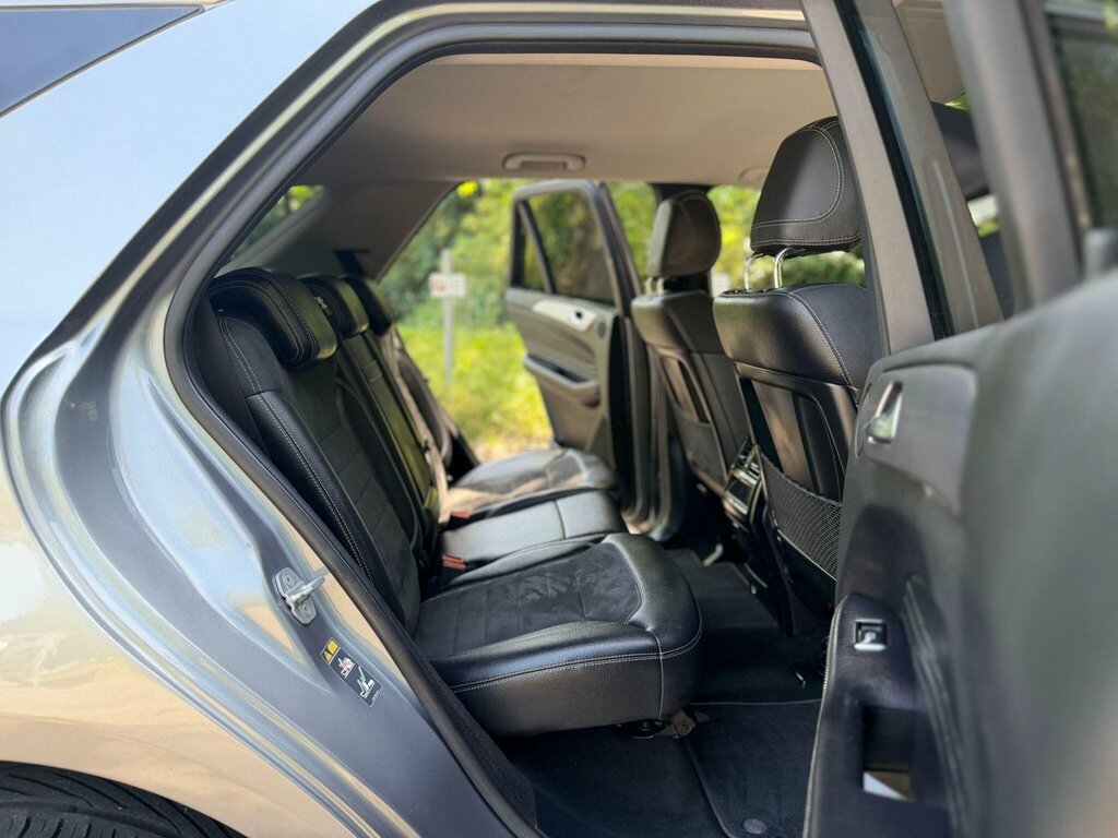 Mercedes-Benz M Class 4X4 2.1 Black #20