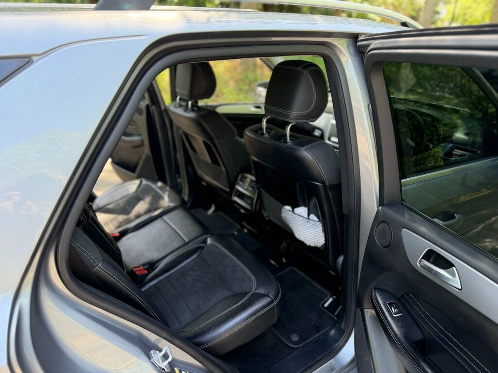 Mercedes-Benz M Class 4X4 2.1 Black #17
