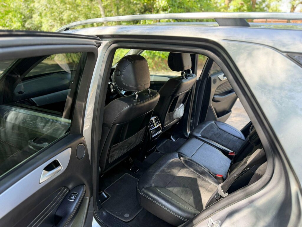 Mercedes-Benz M Class 4X4 2.1 Black #16