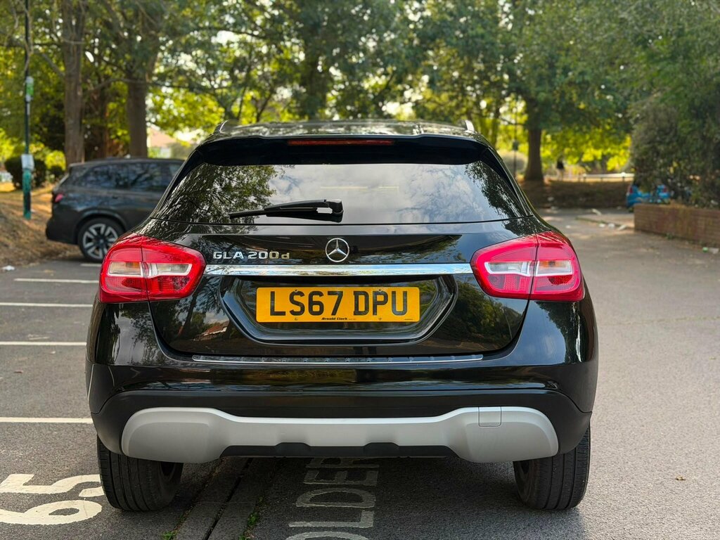 Mercedes-Benz GLA Class 2.1 Gla200d Se 7G-dct Euro 6 Ss Black #5