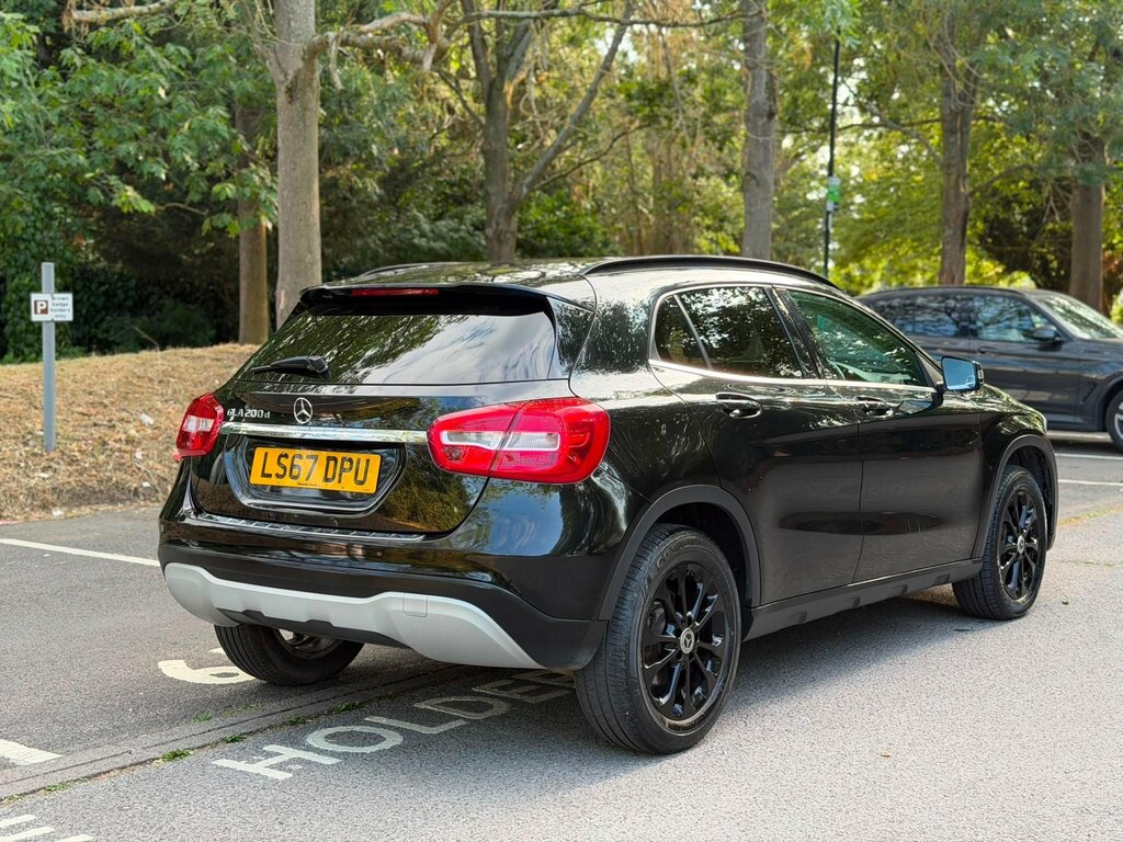 Mercedes-Benz GLA Class 2.1 Gla200d Se 7G-dct Euro 6 Ss Black #4