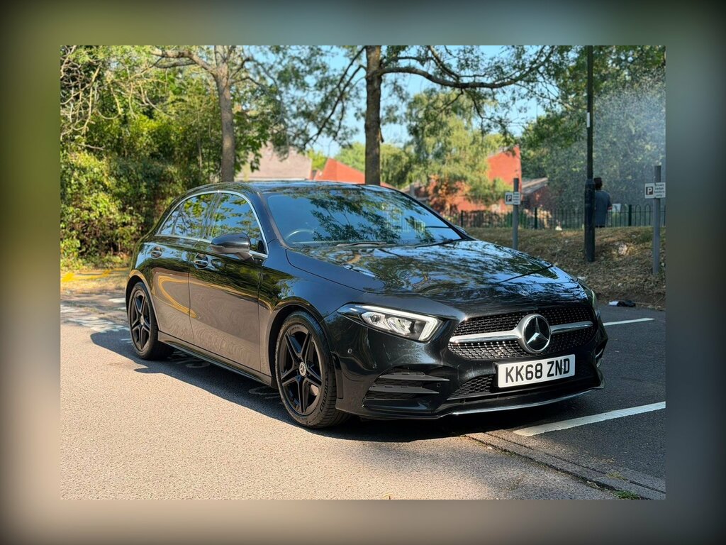 Mercedes-Benz A Class 1.5 A180d Amg Line Premium 7G-dct Euro 6 Ss 5 Black