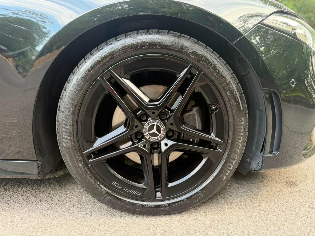 Mercedes-Benz A Class A180d Amg Line Executive Black #24