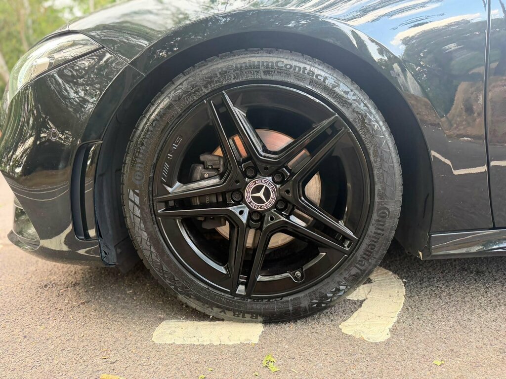 Mercedes-Benz A Class A180d Amg Line Executive Black #26
