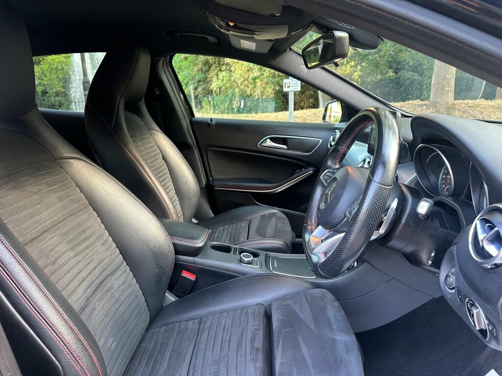 Mercedes-Benz GLA Class Gla 220D 4Matic Amg Line Prem Plus Grey #13