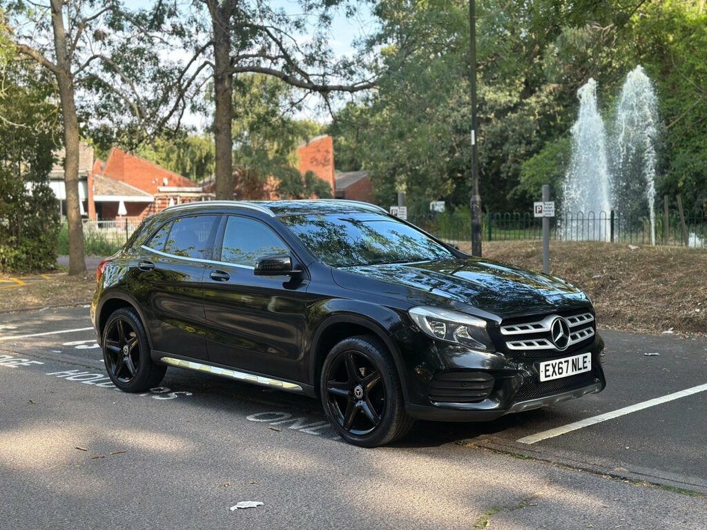 Mercedes-Benz GLA Class 1.6 Gla200 Amg Line Executive 7G-dct Euro 6 Ss Black