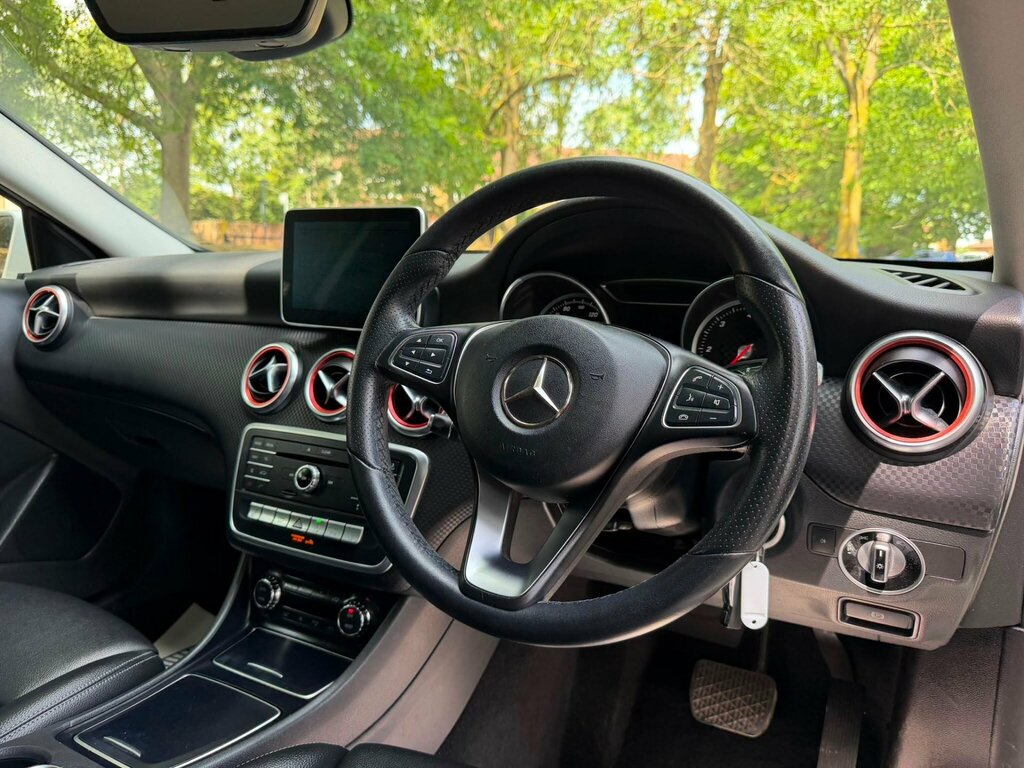 Mercedes-Benz A Class A180 Amg Line Executive White #12