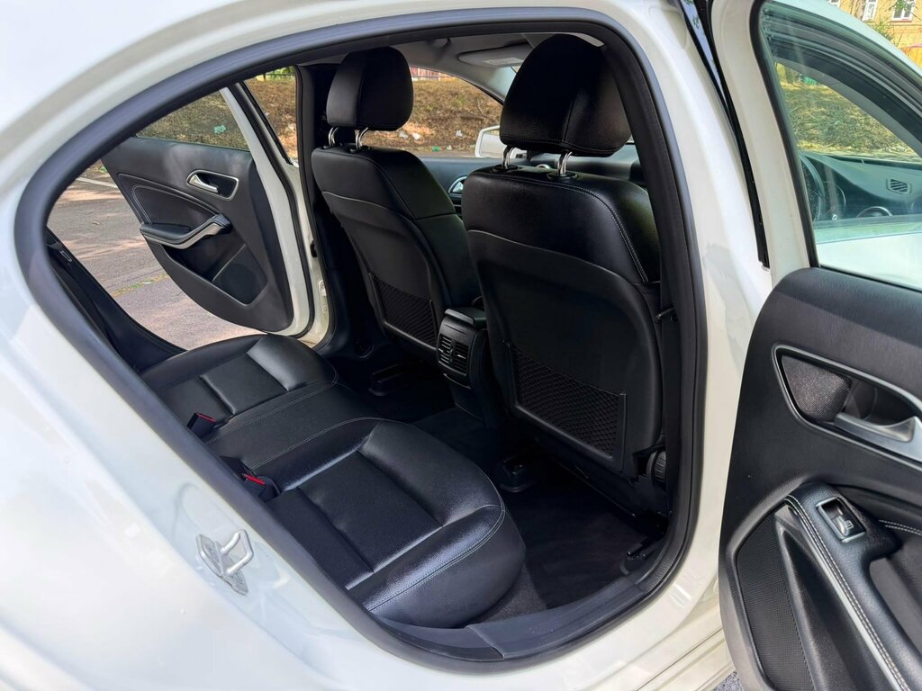 Mercedes-Benz A Class A180 Amg Line Executive White #18