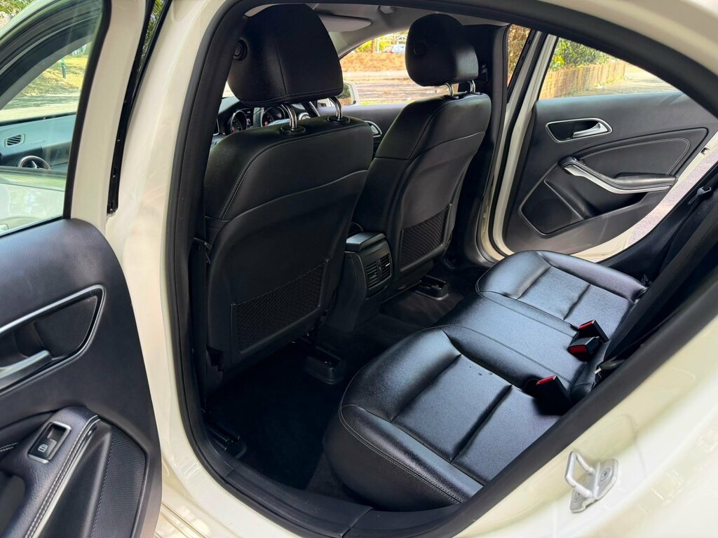 Mercedes-Benz A Class A180 Amg Line Executive White #17