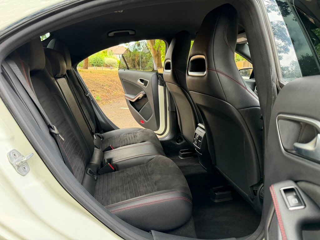 Mercedes-Benz CLA Class Estate Black #17