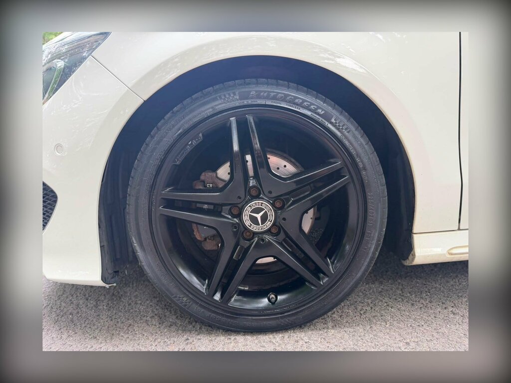 Mercedes-Benz CLA Class Estate Black #27