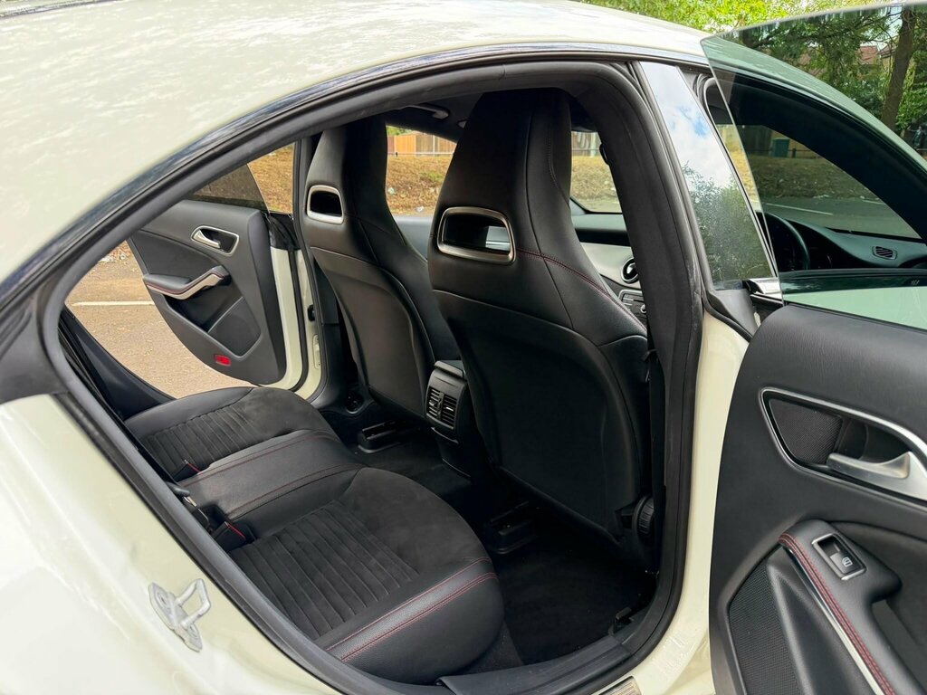 Mercedes-Benz CLA Class Estate Black #16
