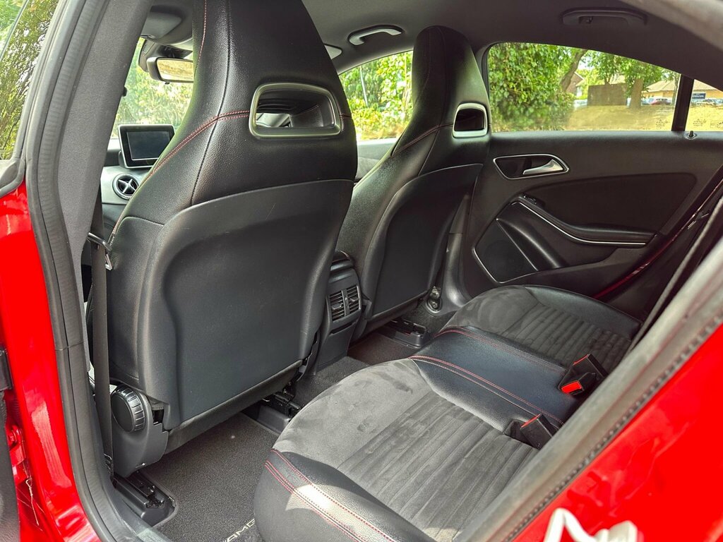 Mercedes-Benz CLA Class 2.1L Amg Line Black #18