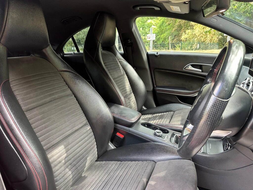 Mercedes-Benz CLA Class 2.1L Amg Line Black #14