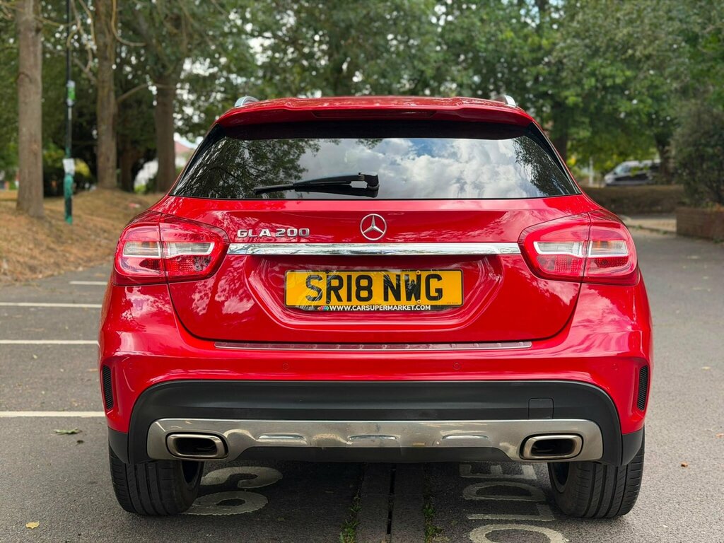 Mercedes-Benz GLA Class 1.6 Gla200 Amg Line Executive 7G-dct Euro 6 Ss Red #5