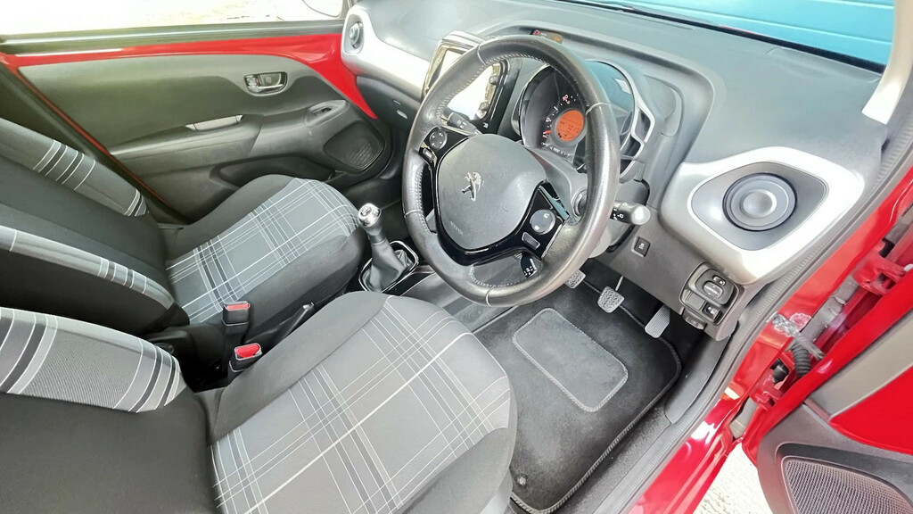 Peugeot 108 1.2 Puretech Allure Hatchback Eu Red #6