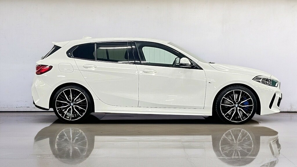 BMW 1 Series 120D Xdrive M Sport Step Hatchback White #3