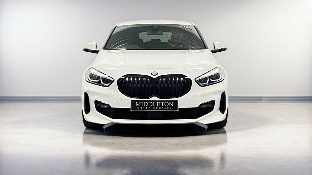 BMW 1 Series 120D Xdrive M Sport Step Hatchback White #2
