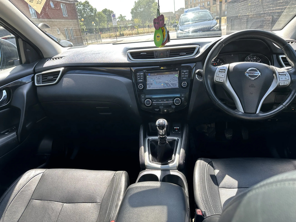 Nissan  Dci Connecta Silver #9