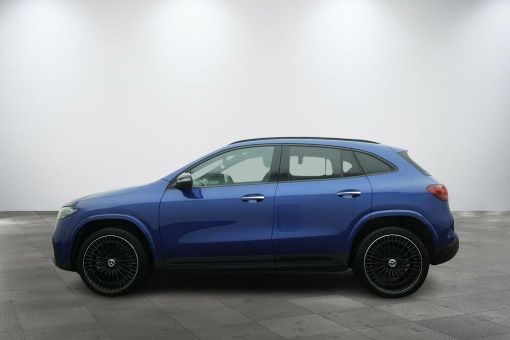 Mercedes-Benz EQA Suv Blue #6