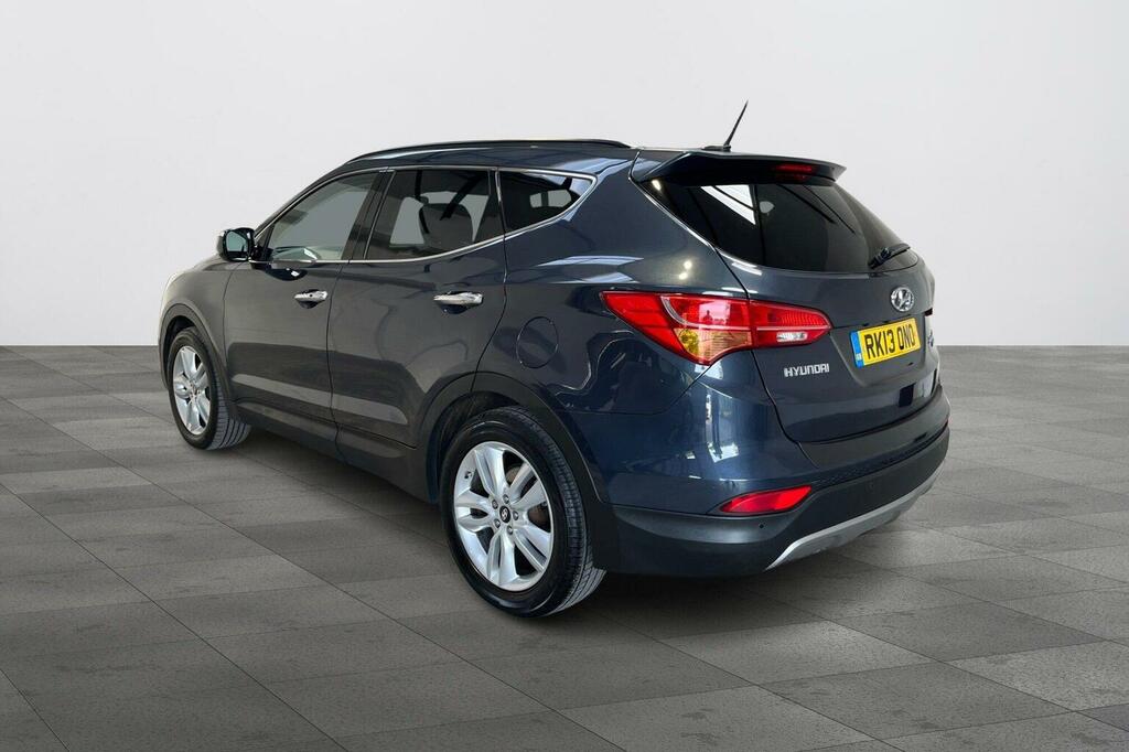 Hyundai Santa Fe Premium Black #4