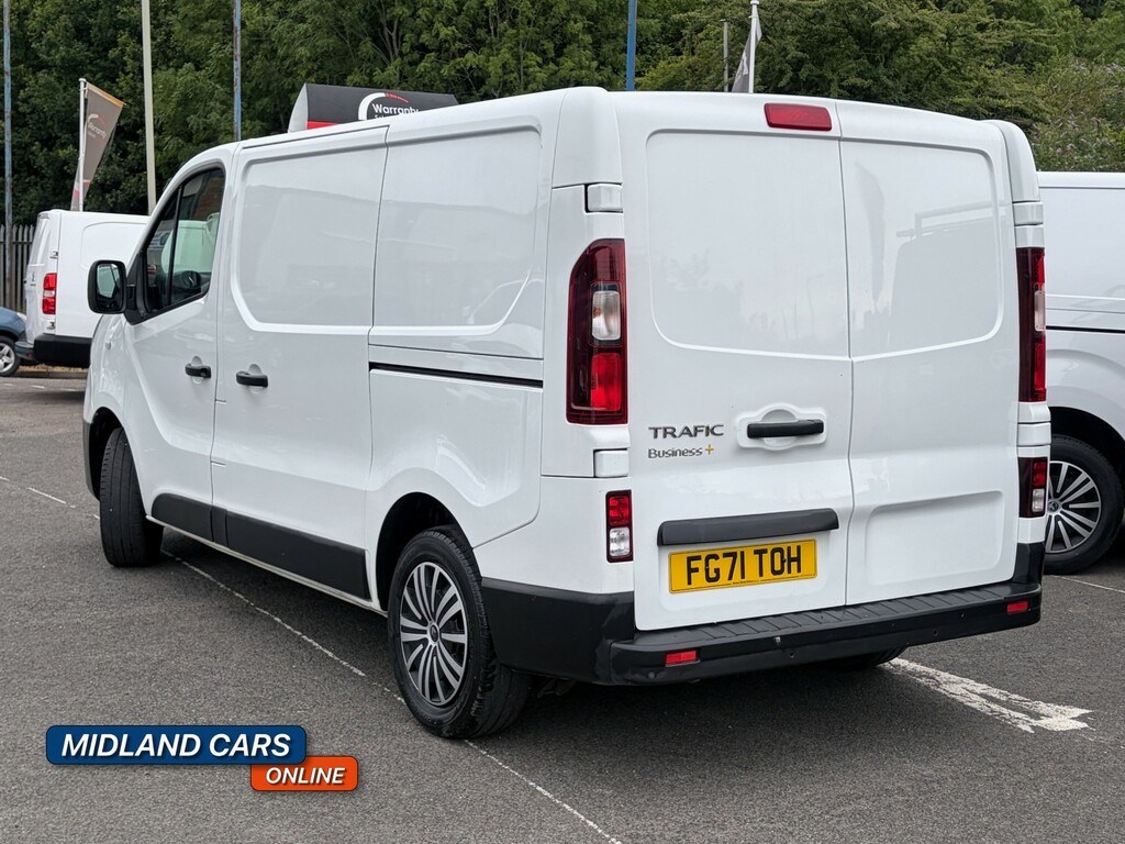 Renault Trafic Panel Van 2.0 Sl28 Energy Dci 120 Business My19 FG71TOH White #6