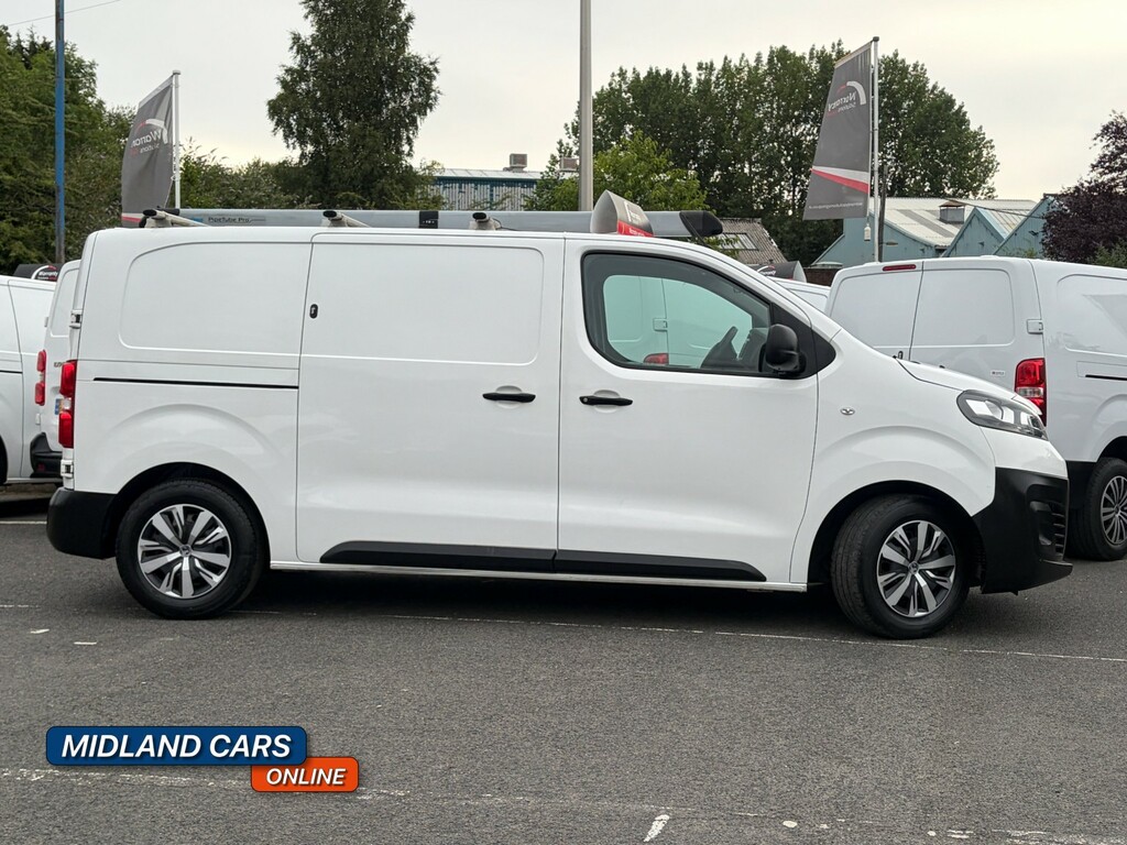 Vauxhall Vivaro Panel Van 1.5 Turbo D 2700 Dynamic 2022 White #4