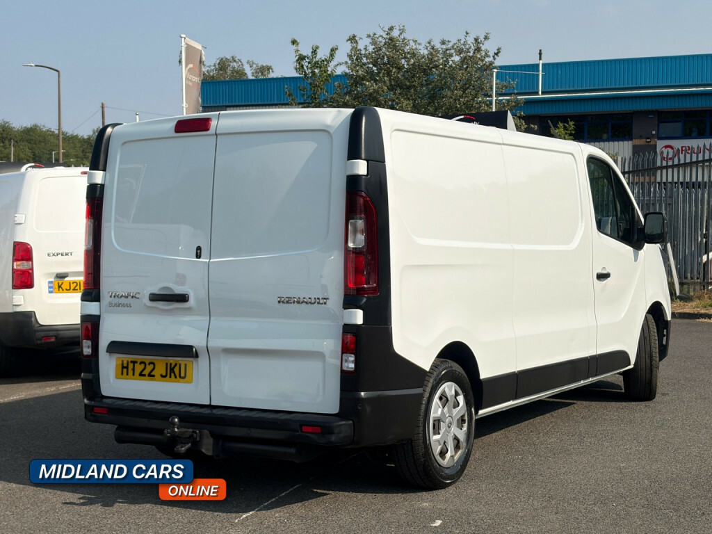 Renault Trafic Lwb L2h1 Low White #40
