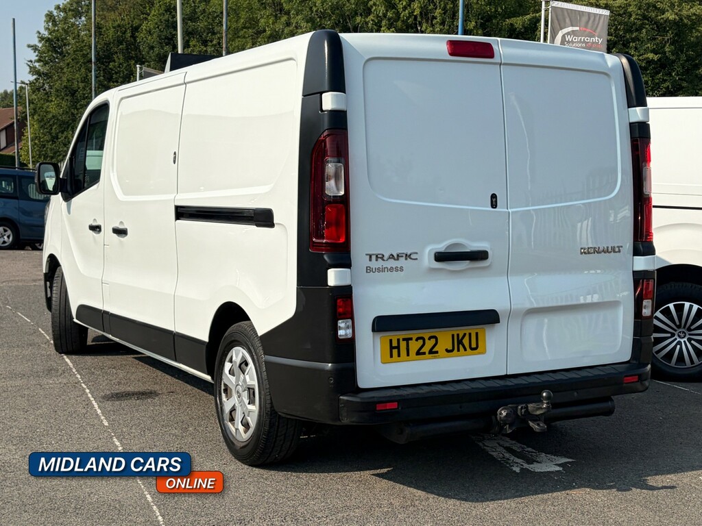 Renault Trafic 2.0 Ll30 Blue Dci 150 Business Panel Van My22 White #5
