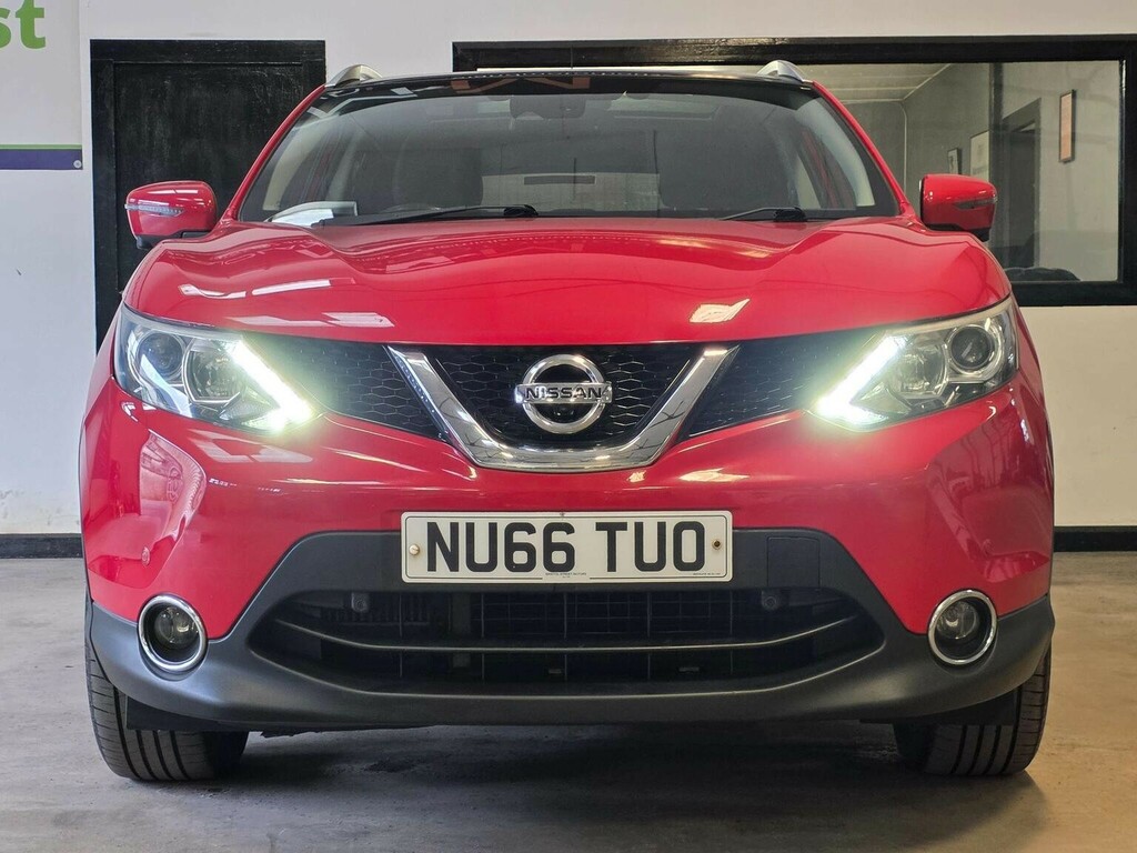 Nissan Qashqai Suv 1.5 Dci N-connecta 2Wd Euro 6 Ss 2016 Red #3