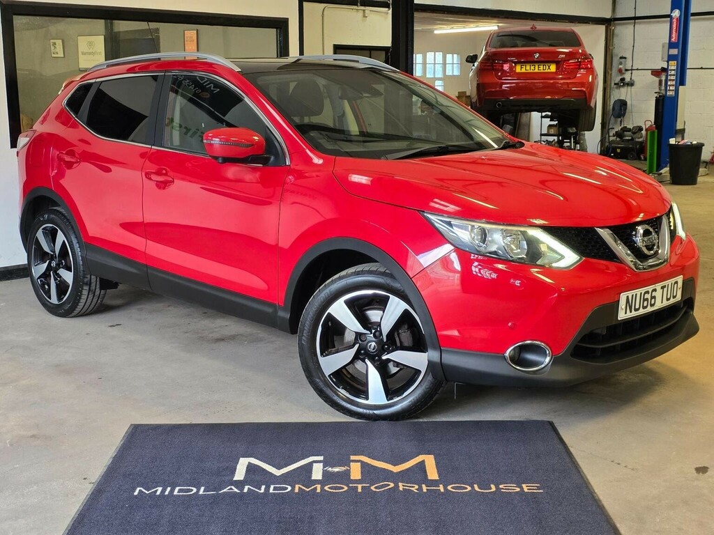 Nissan Qashqai Suv 1.5 Dci N-connecta 2Wd Euro 6 Ss 2016 Red