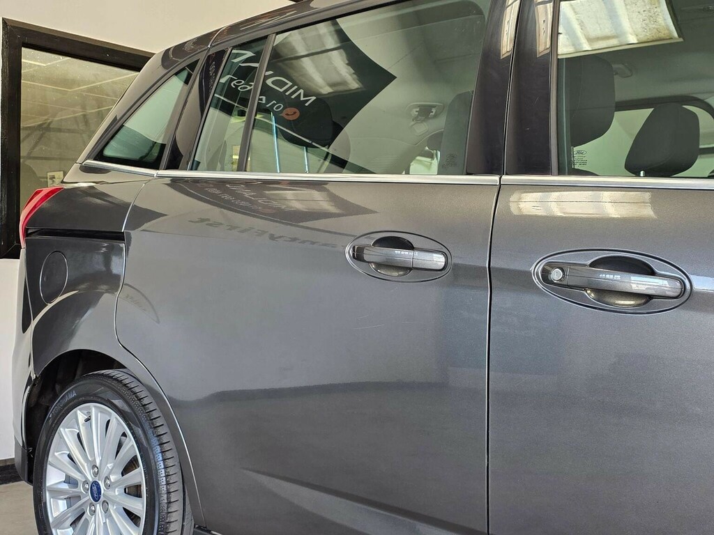 Ford Grand C-Max Black Black #11
