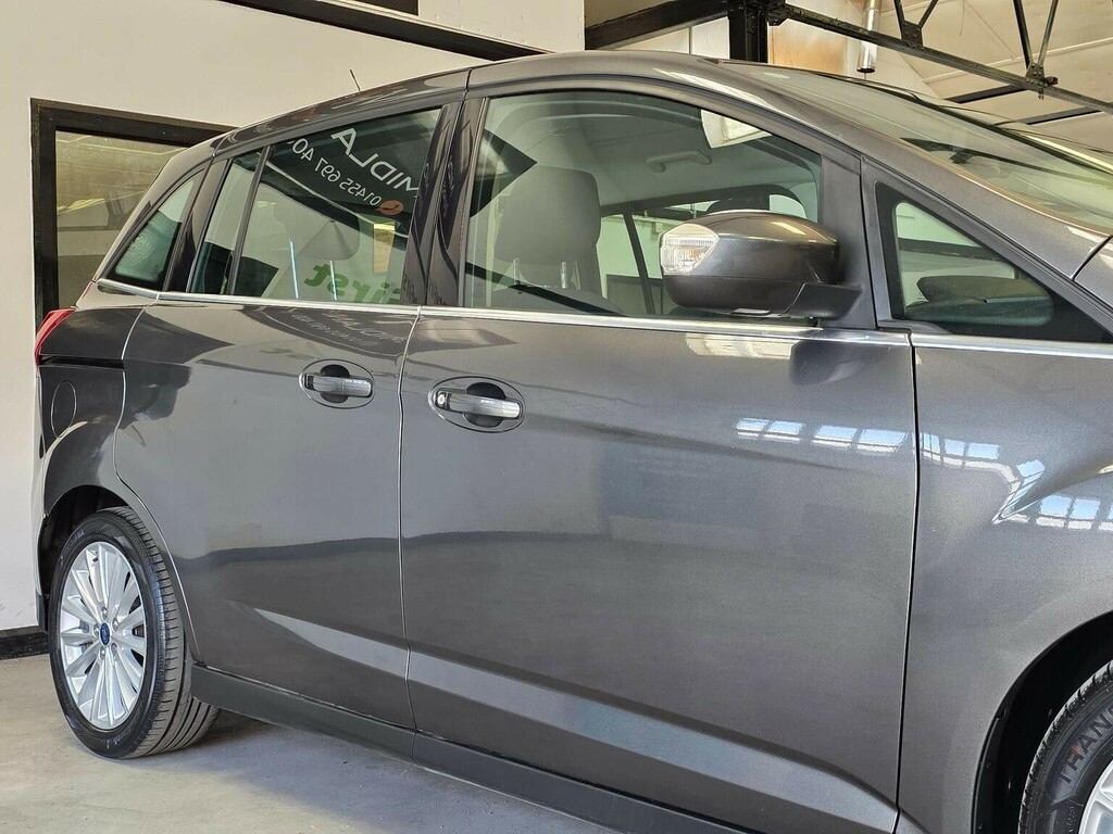 Ford Grand C-Max Black Black #12