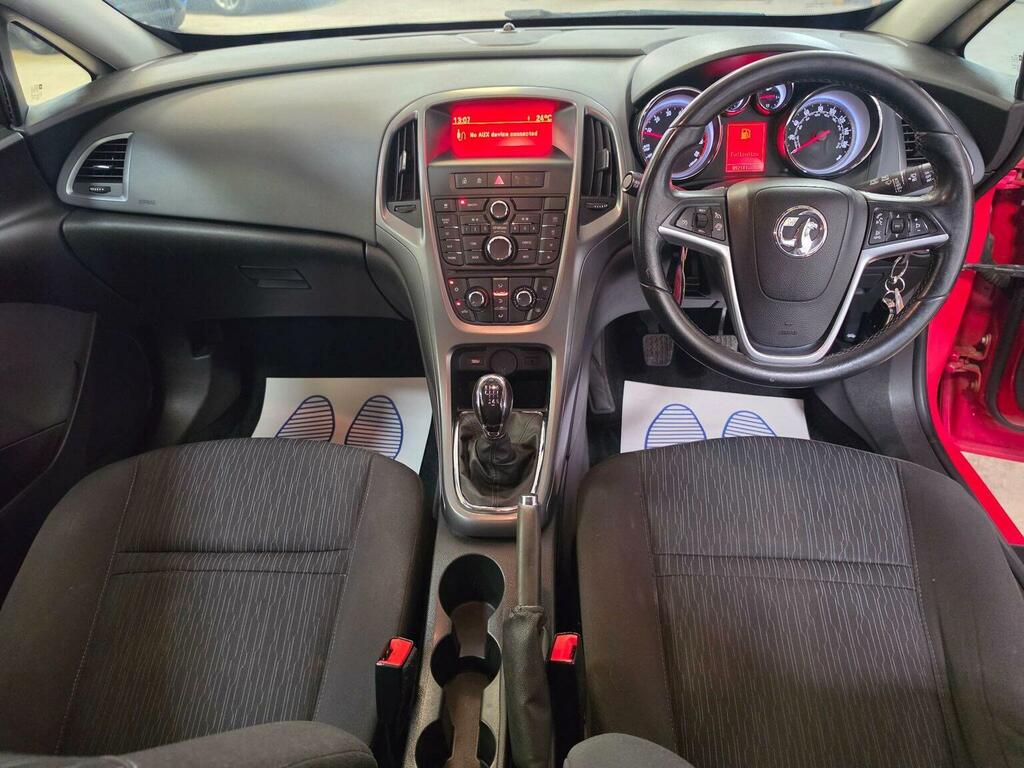 Vauxhall Astra GTC Sri Black #48