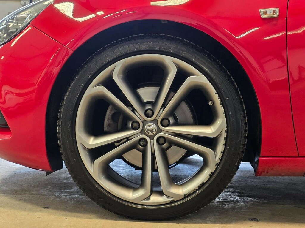 Vauxhall Astra GTC Sri Black #14