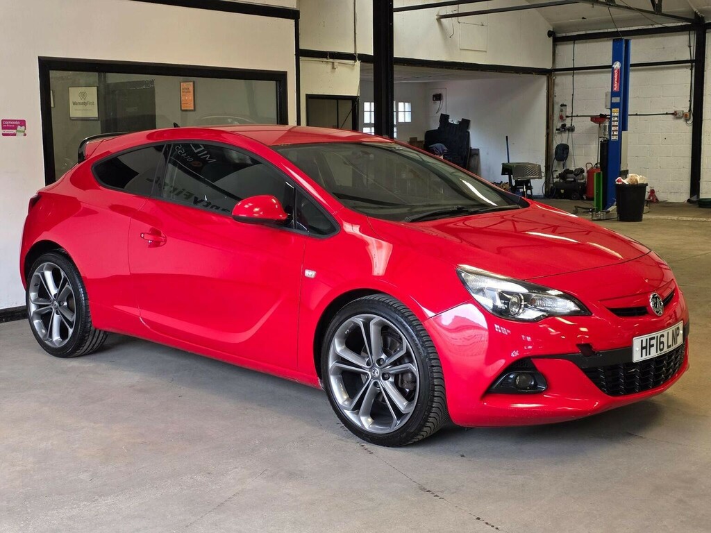 Vauxhall Astra GTC Sri Black #18