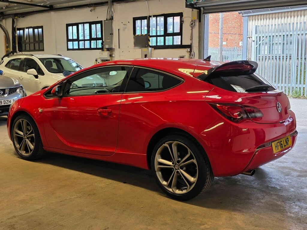 Vauxhall Astra GTC Sri Black #21