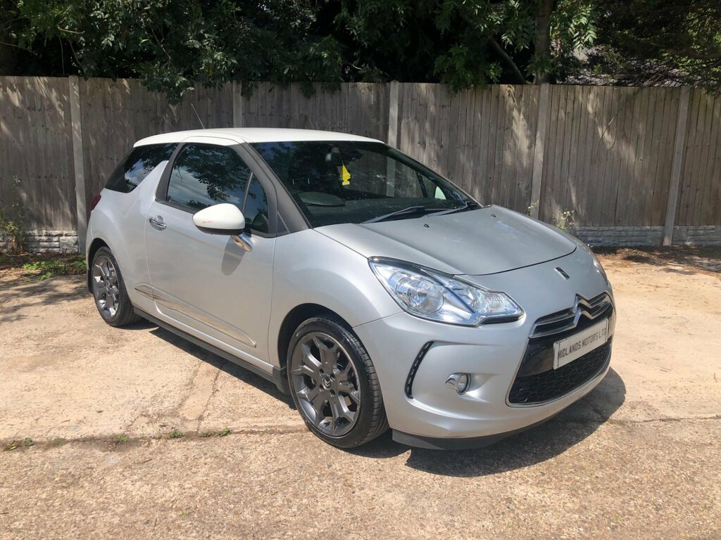 Citroen DS3 1.2 Puretech Dstyle Ice Euro 6 Ss Silver #4
