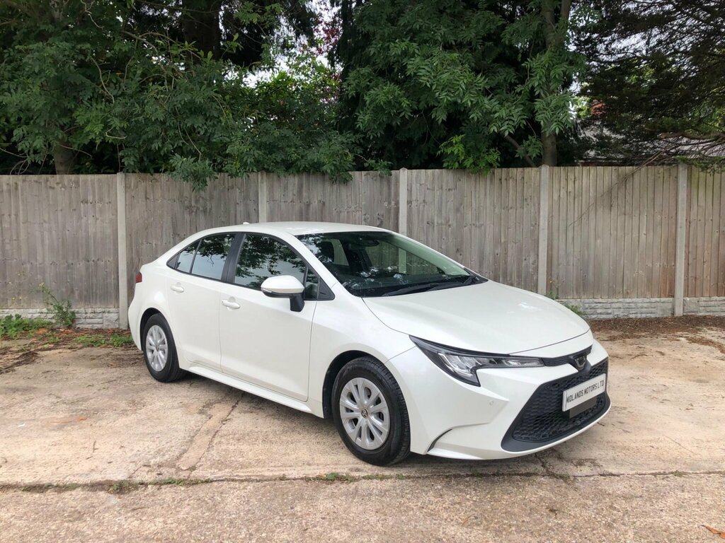 Toyota Corolla 1.8 Hybrid Icon White #4