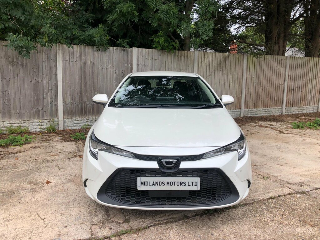Toyota Corolla 1.8 Hybrid Icon White #5